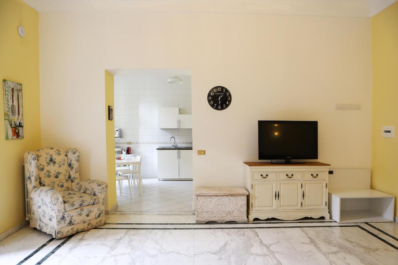 Piazza Dante Suites By Wonderful Italy Naples Luaran gambar